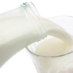 Il latte costerà meno dell’acqua