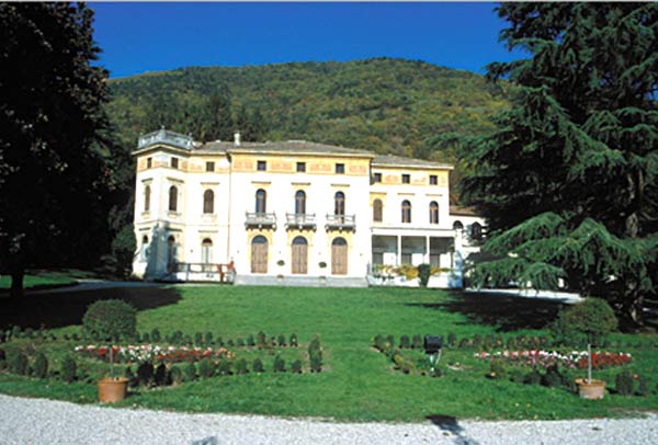 Villa-dei-Cedri-Valdobbiadine