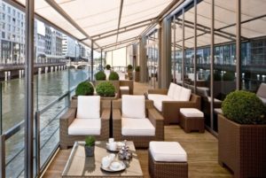 Sofitel Hamburg Alter Wall l’essenza nel fascino di Amburgo