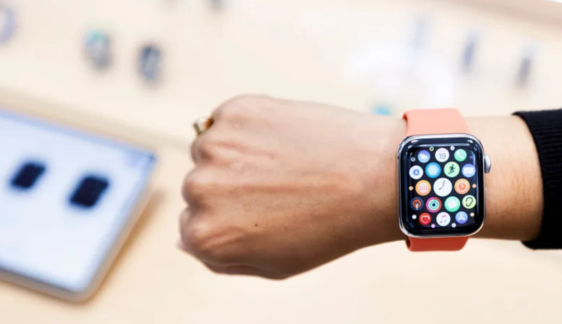 Apple Watch può rivelare sintomi Covid